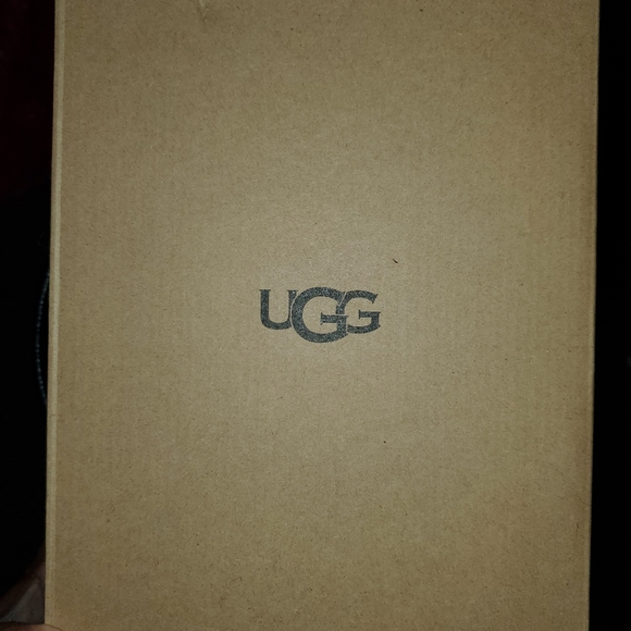 Fluffy Red Ugg Slides. - Picture 3 of 5